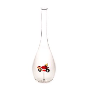 Díszpalack csepp alakú üveg Gyorsasági motor figurával 0.5L